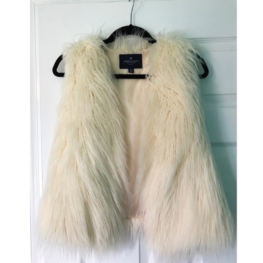 Cream/White Fur Vest